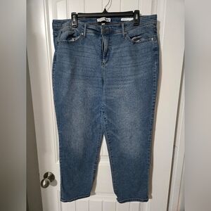 Women's denim capris Code Bleu brand Size 16